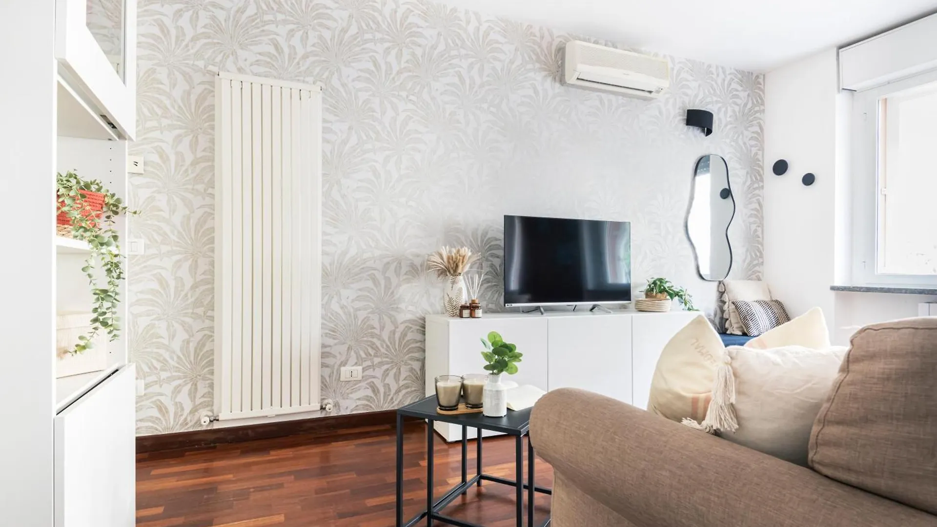 Easylife - Angolo Di Relax In Zona Paolo Sarpi Milan 0*,  Italy
